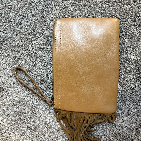 Ariat Camel Beige Fringe Wrislet Genuine Leather - Picture 4 of 7